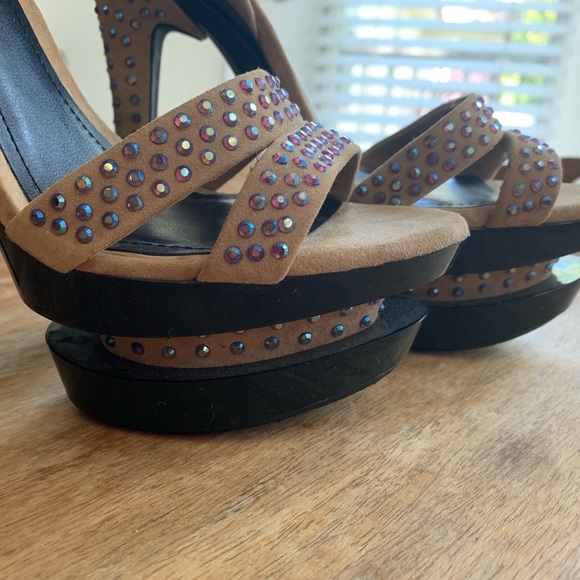 New Tan Suede/Rhinestone Double Platform Sandal - Picture 6 of 7